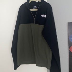 2 The North Face Outerwear Boys Medium (10/12), excellent and good condition
